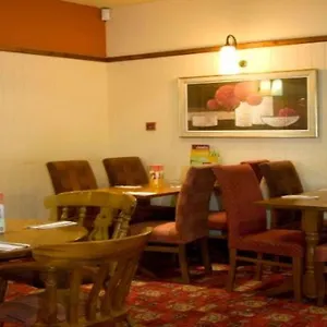 https://premier-inn-hull-west.yorkshirehotels.net