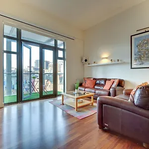 Crown 3b By Week2week Apartment