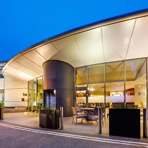 https://mercure-chester-abbots-well.hotelsin-chester.com
